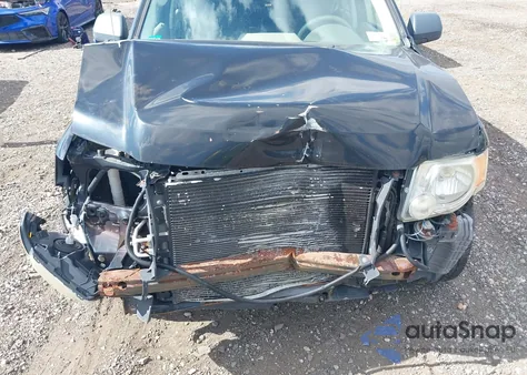 2010 Ford Escape Xls from USA, damaged, VIN 1FMCU9C76AKC89739